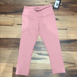 90 Degree by Reflex Women’s Capri Leggings Rose Sm